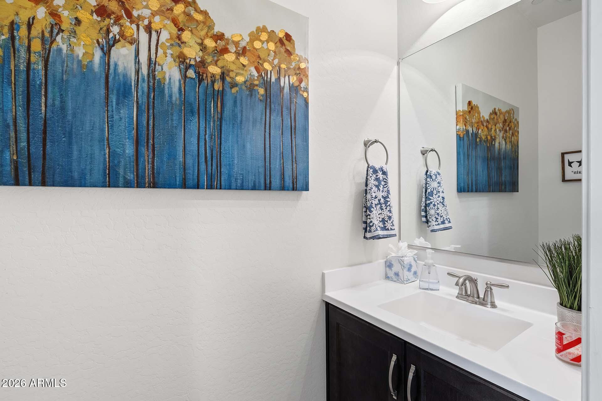 1912 W KINFIELD Trail