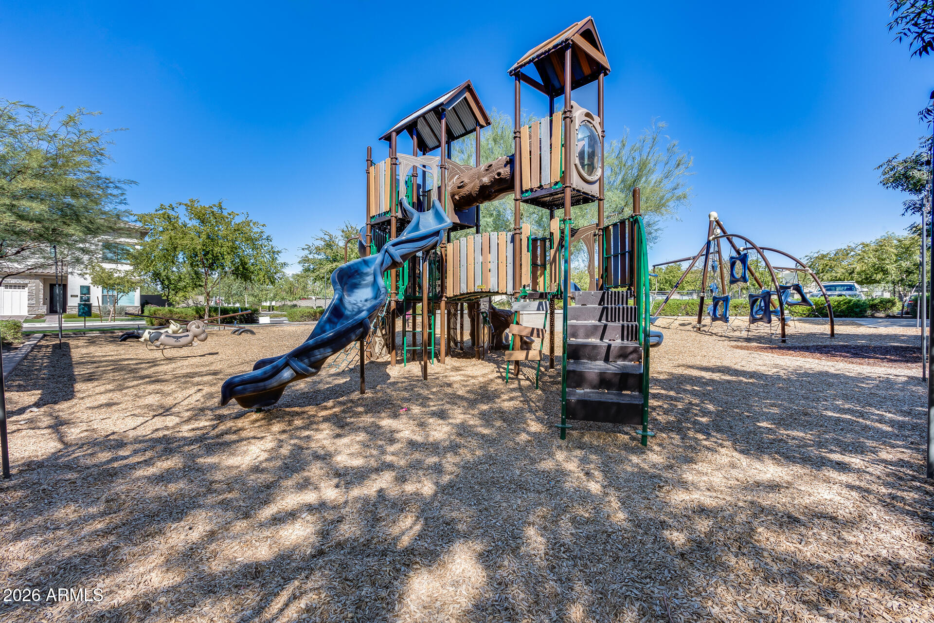 1912 W KINFIELD Trail