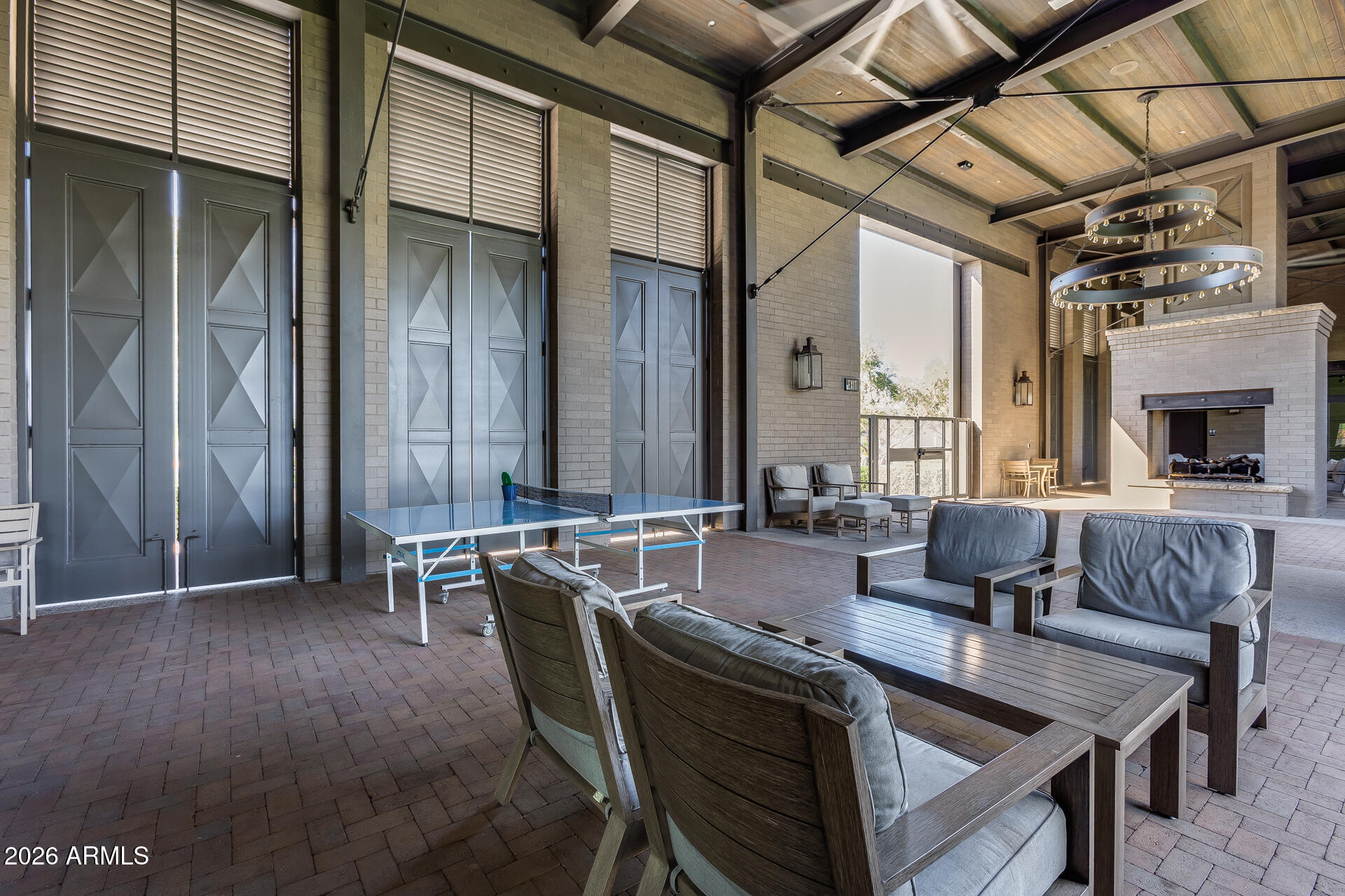 1912 W KINFIELD Trail