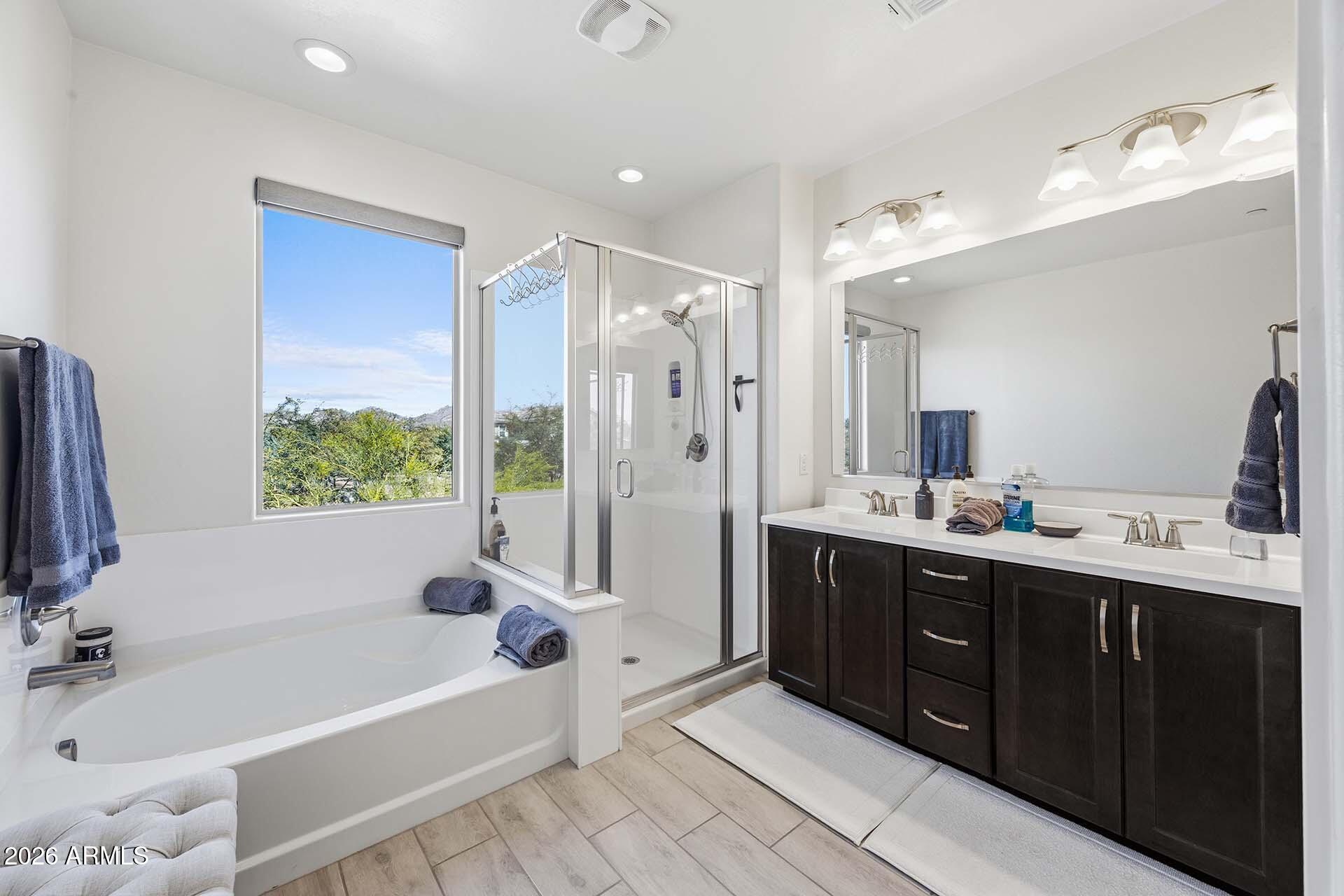 1912 W KINFIELD Trail