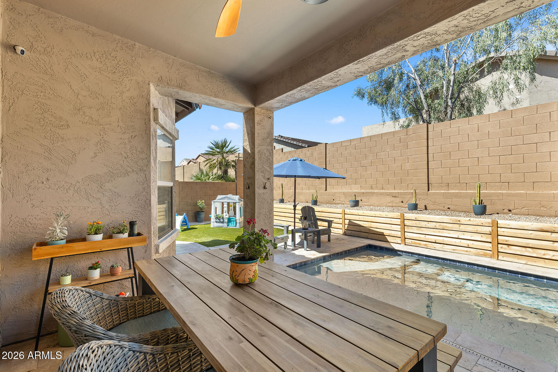 8456 W QUAIL TRACK Drive