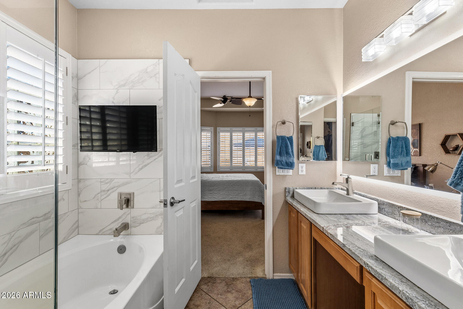 8456 W QUAIL TRACK Drive