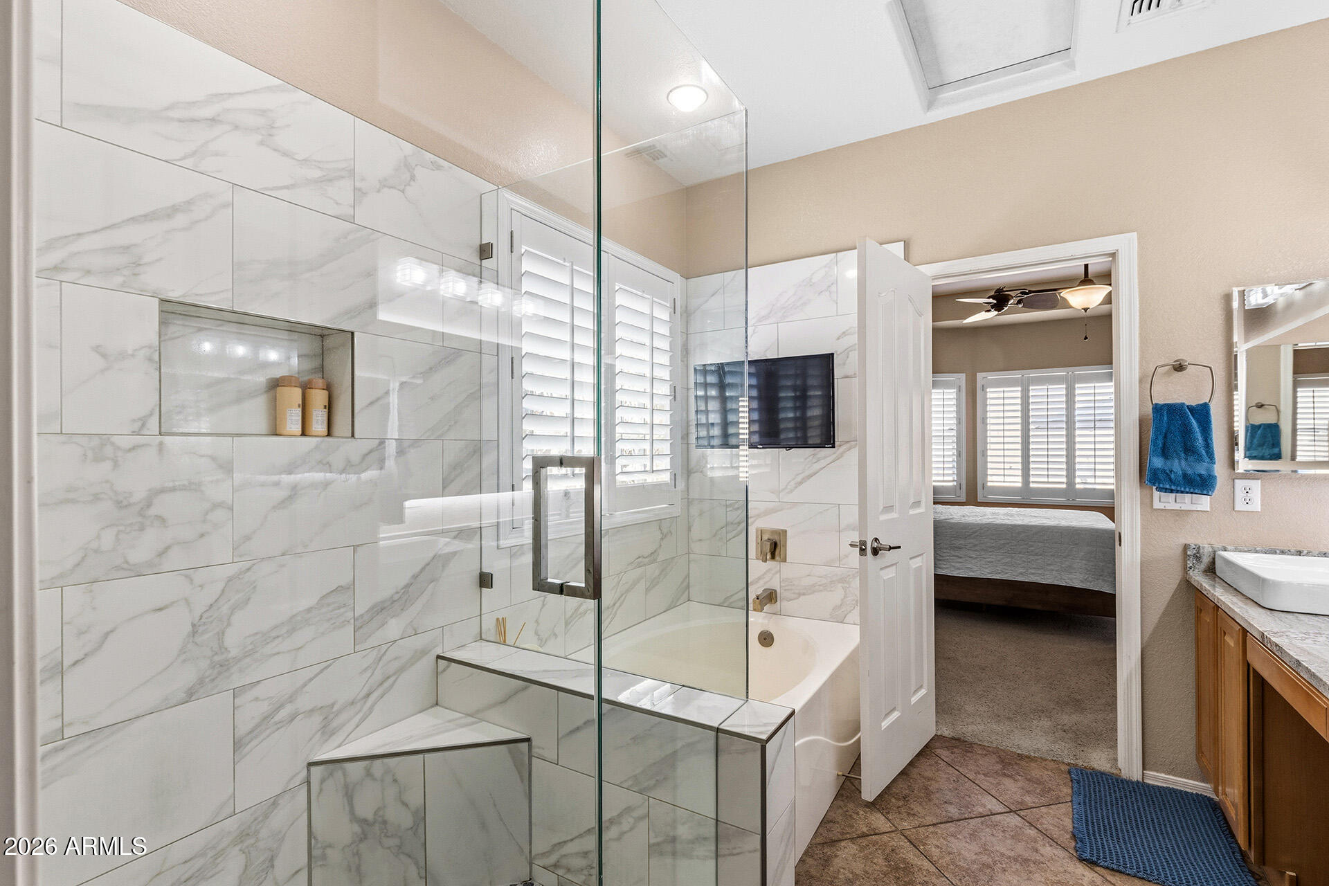 8456 W QUAIL TRACK Drive