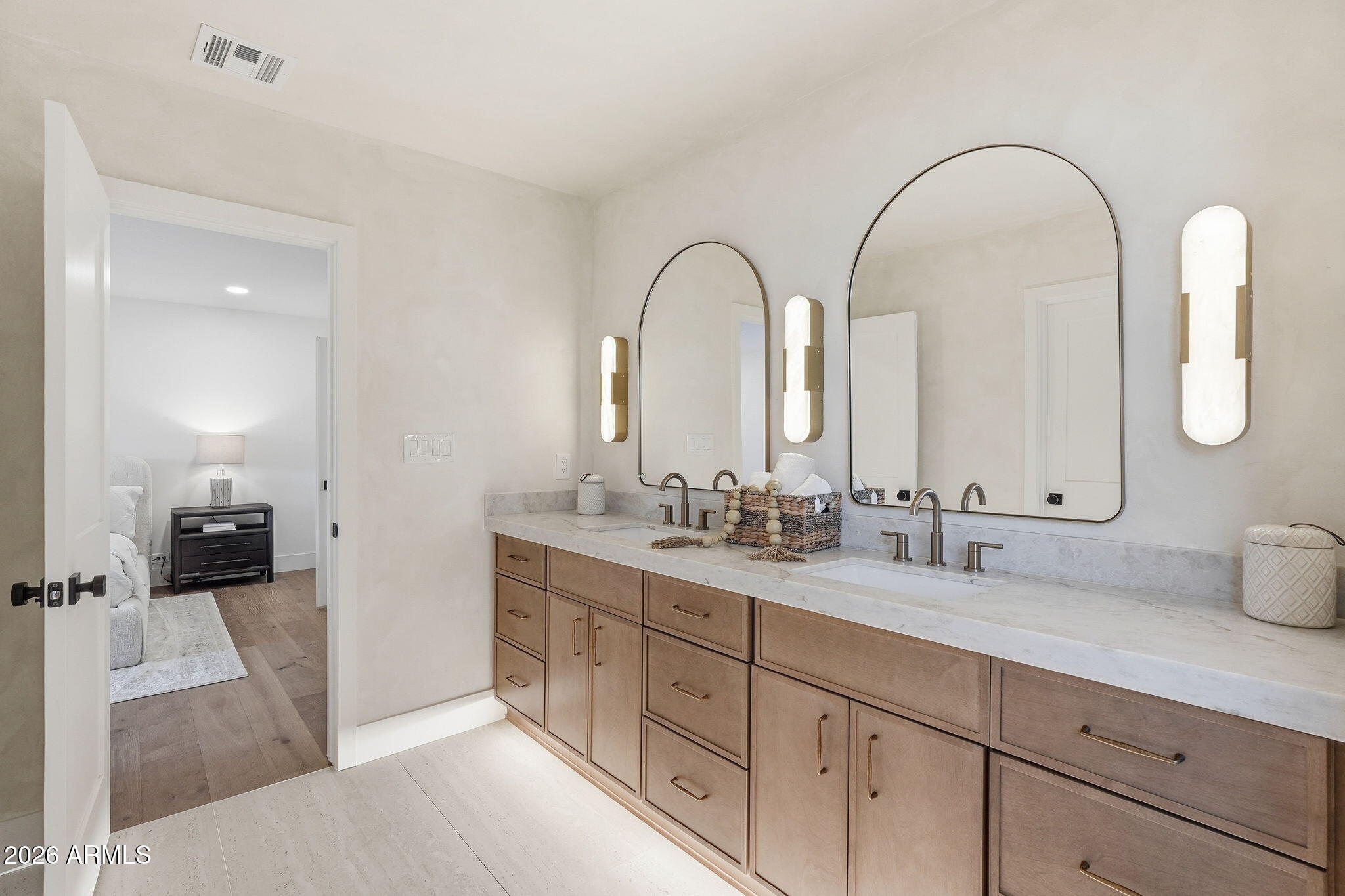1111 OCOTILLO Circle