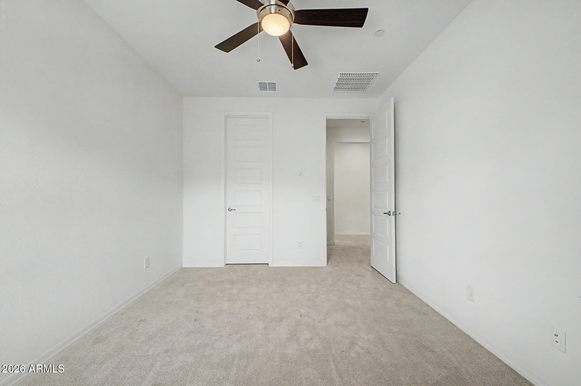 1912 W KINFIELD Trail