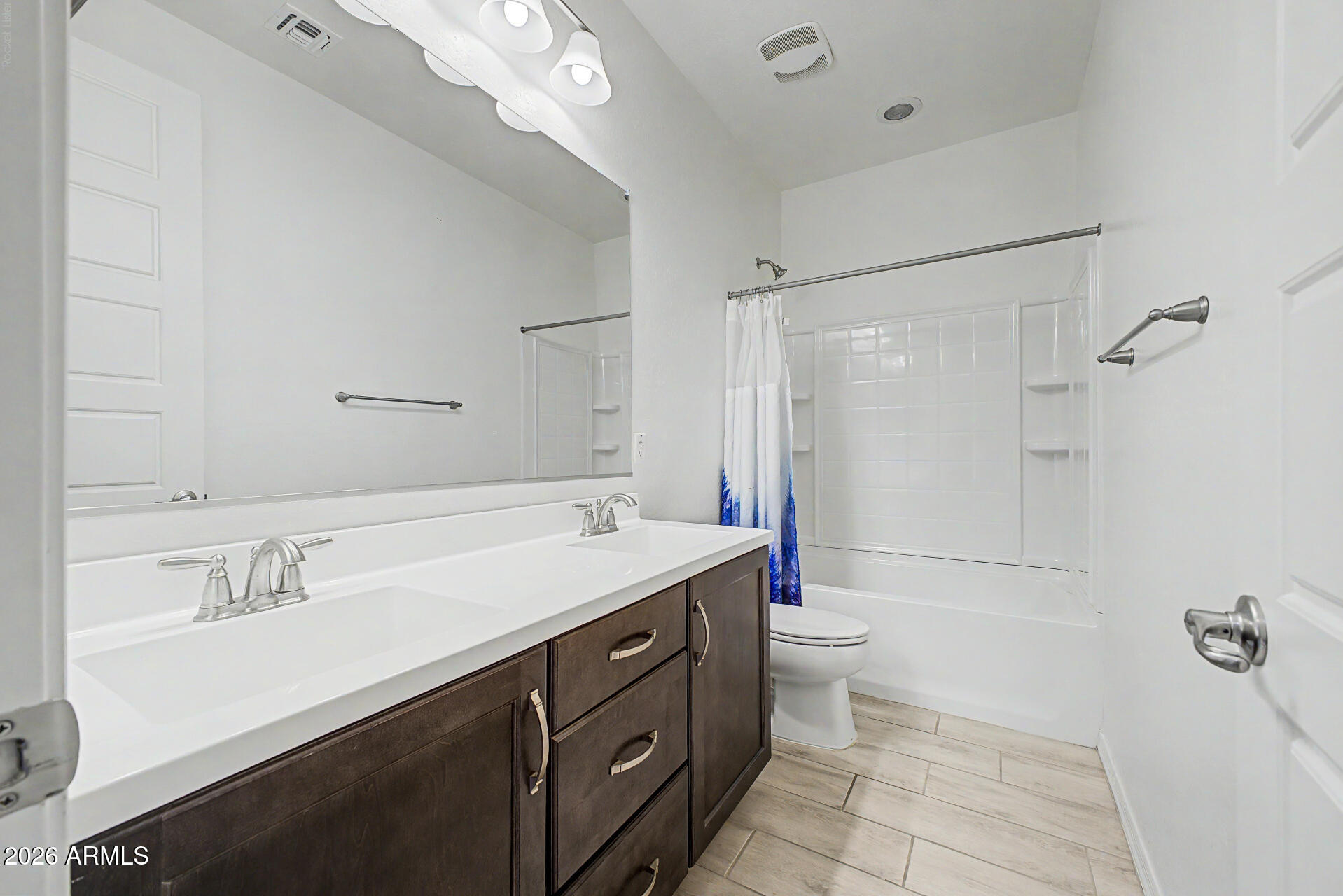 1912 W KINFIELD Trail