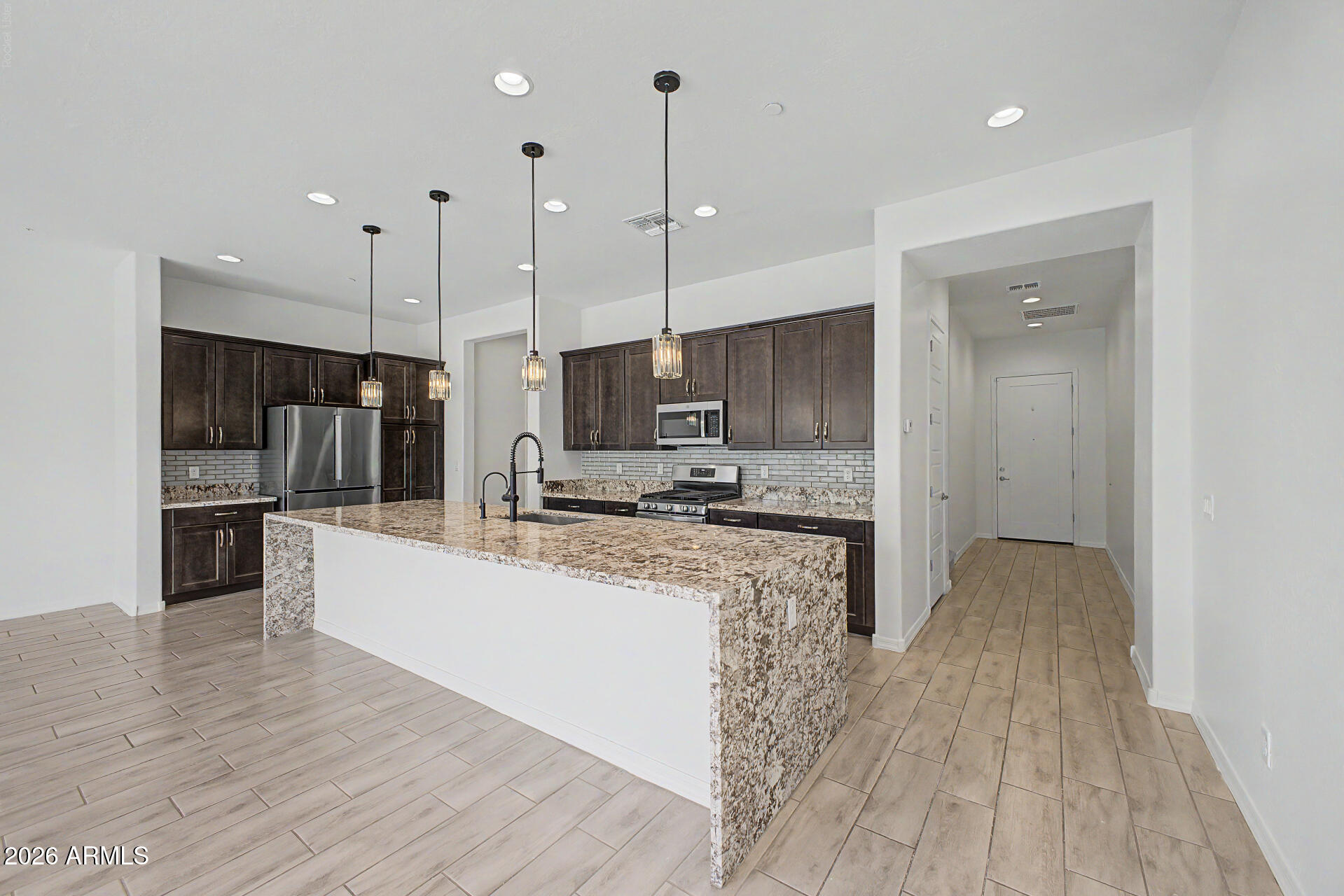 1912 W KINFIELD Trail