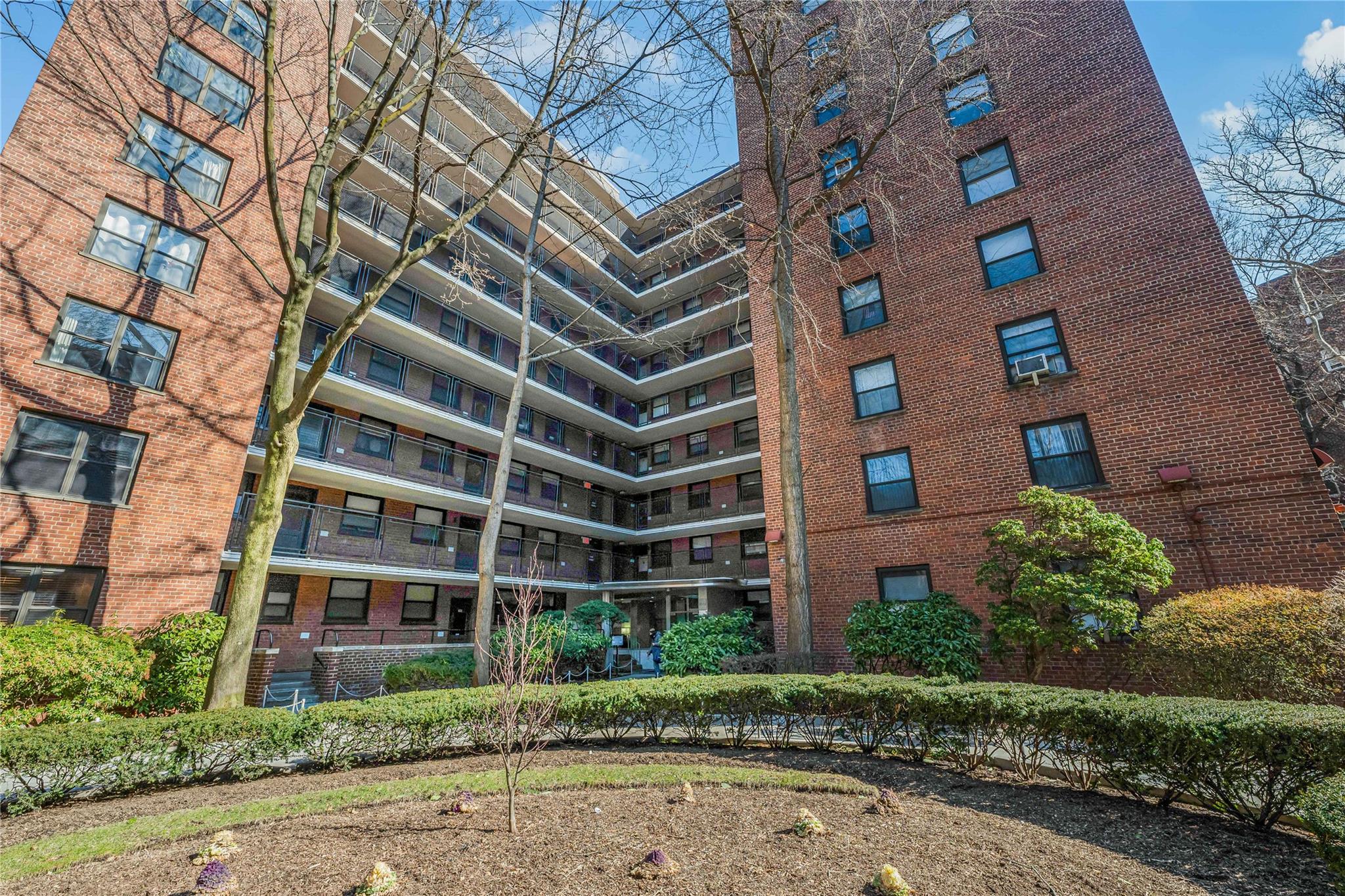 3551 85th St. Unit: 6E