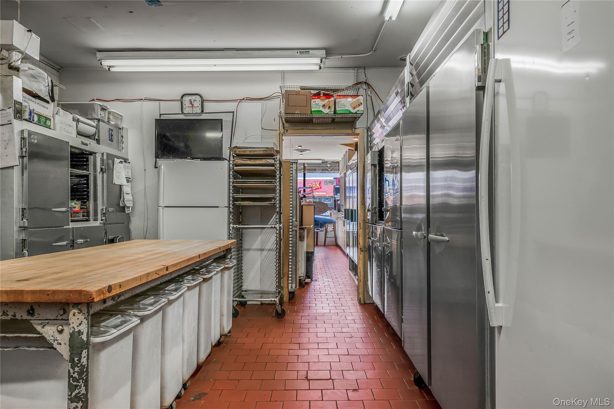 61-22 Springfield Boulevard