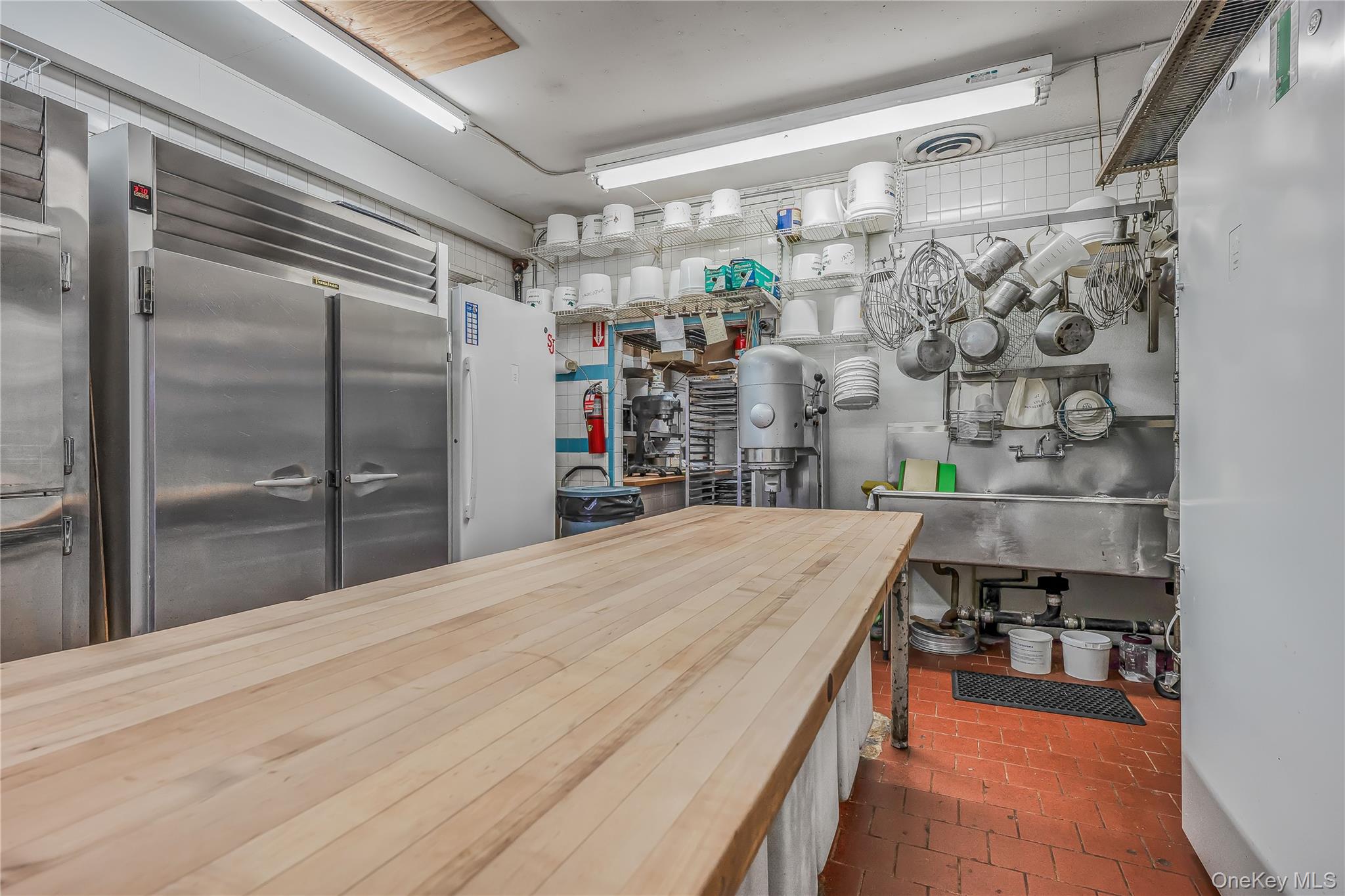 61-22 Springfield Boulevard