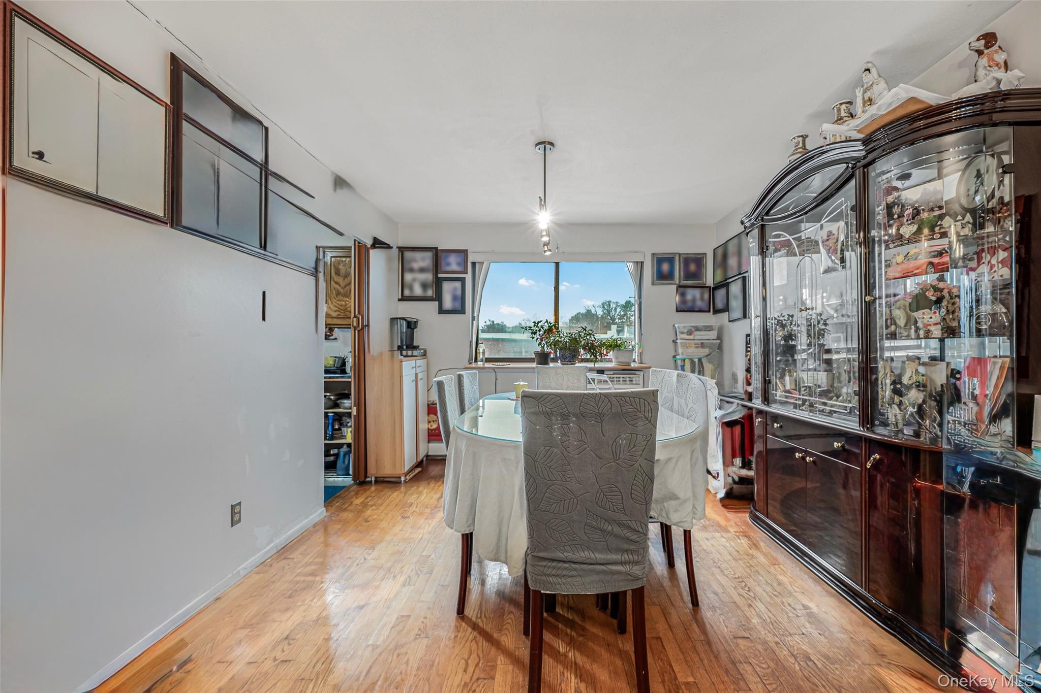 7449 Calamus Avenue Unit: 51