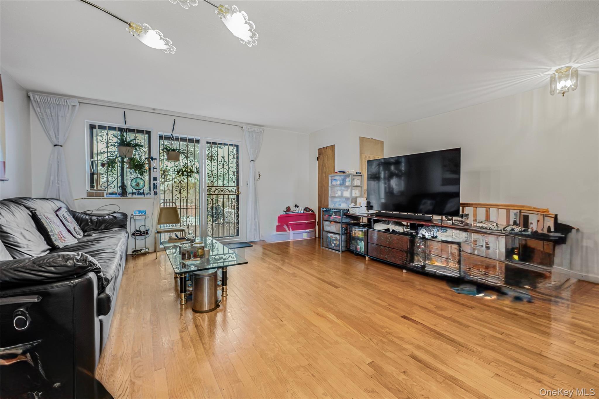 7449 Calamus Avenue Unit: 51