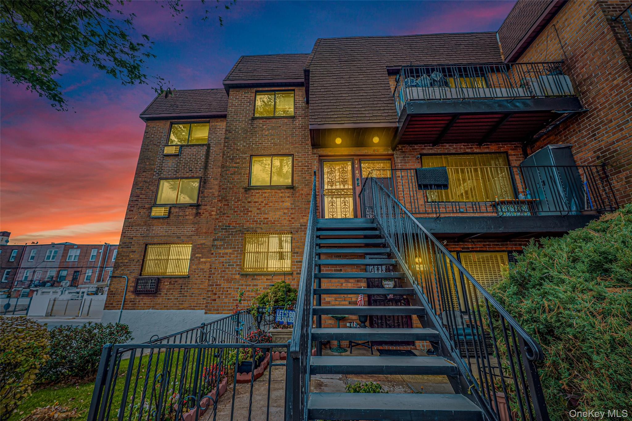 7449 Calamus Avenue Unit: 51