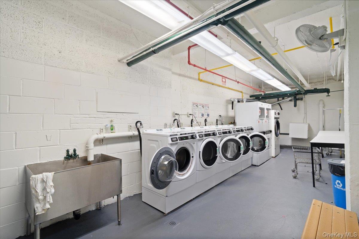 620 W 239th Street Unit: 3A