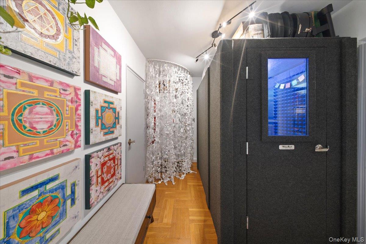 620 W 239th Street Unit: 3A