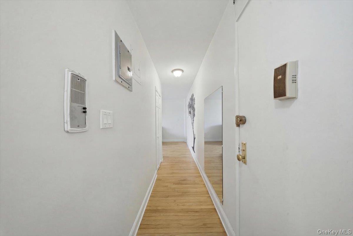 6692 Selfridge Street Unit: 4F