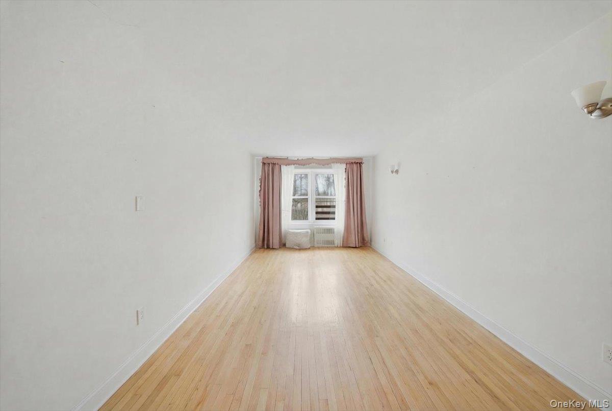 6692 Selfridge Street Unit: 4F