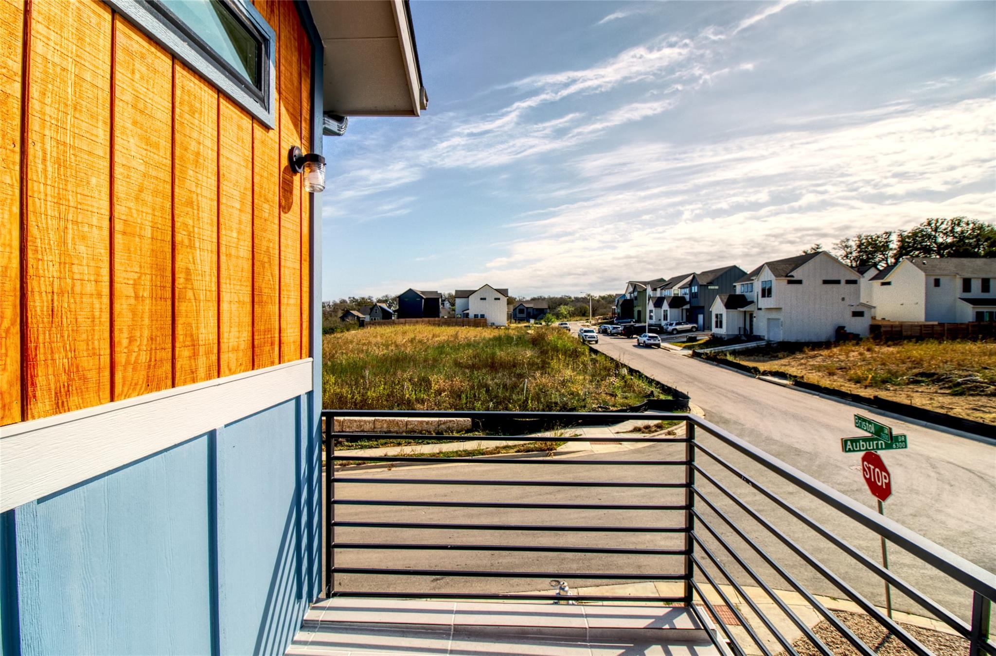 2608 Bristol DR # B Unit: A B