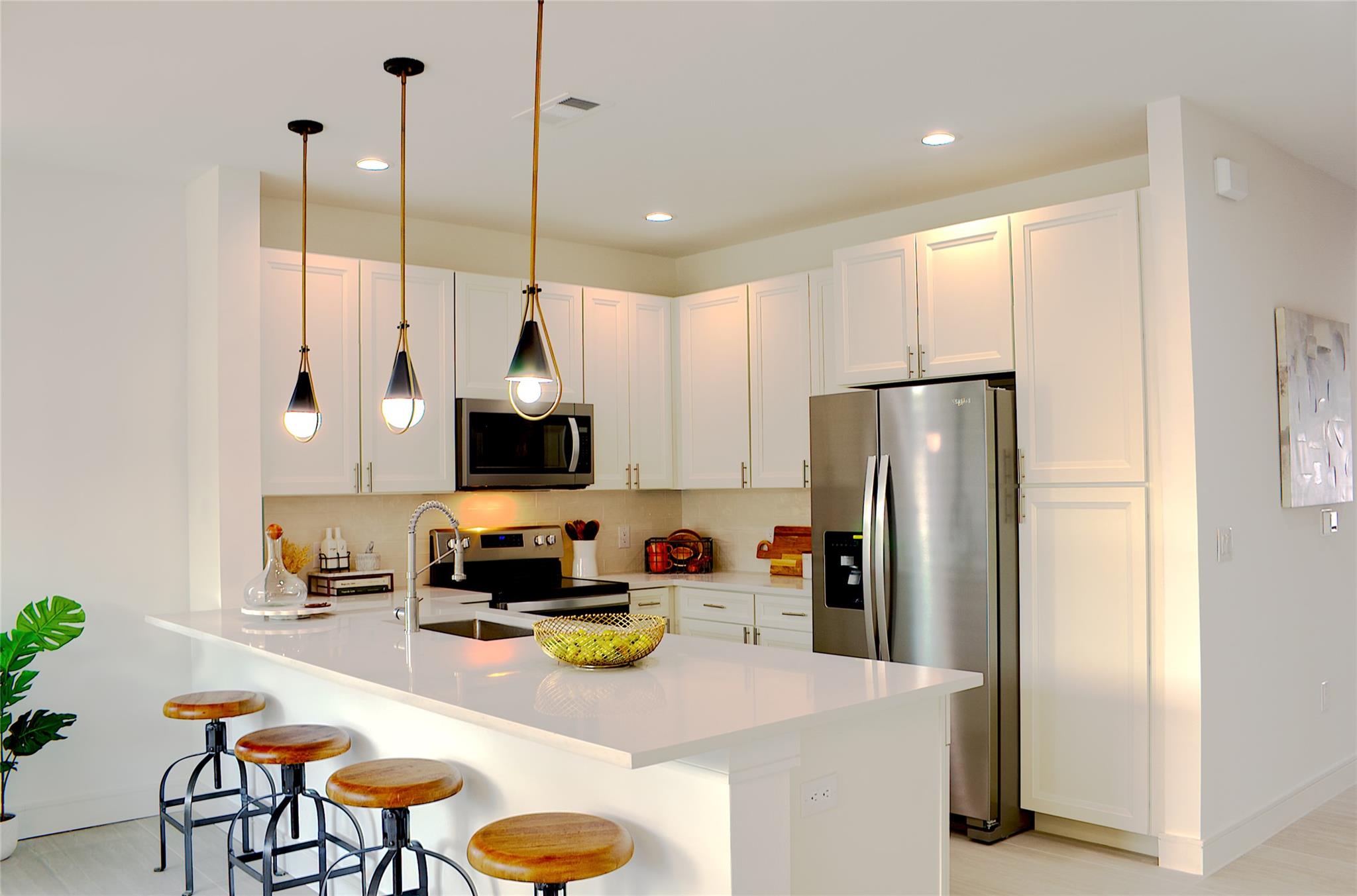 301, 302 & 304 Tesla CIR