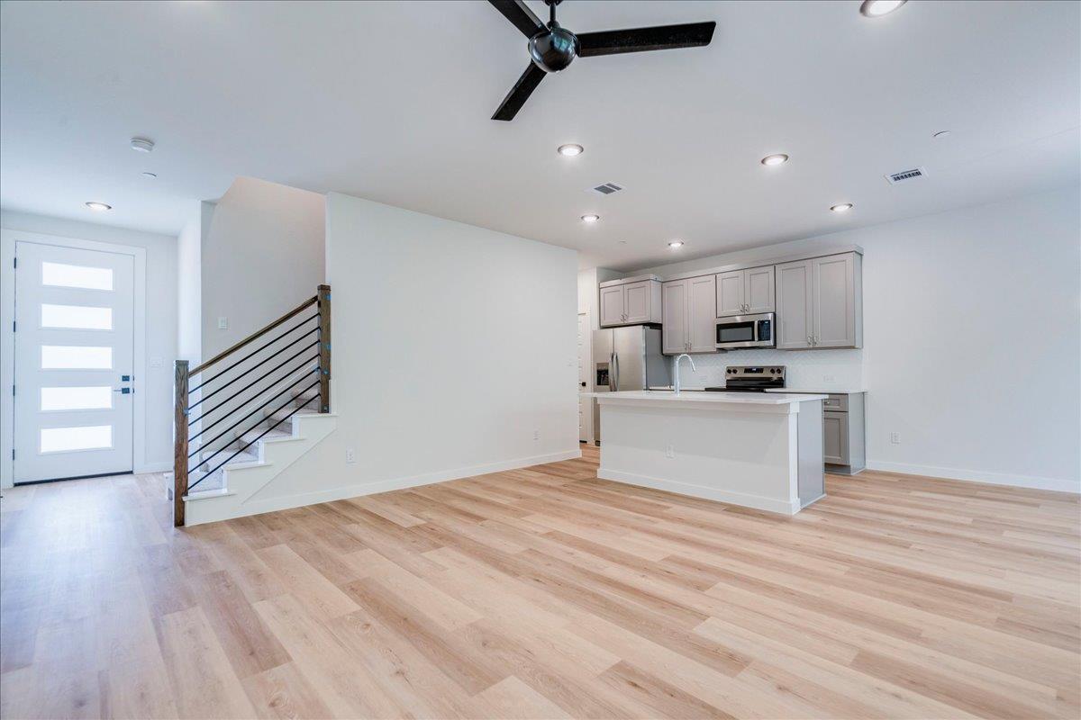 2600 Gattis School Road # 1006