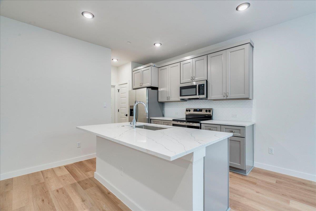 2600 Gattis School Road # 1006