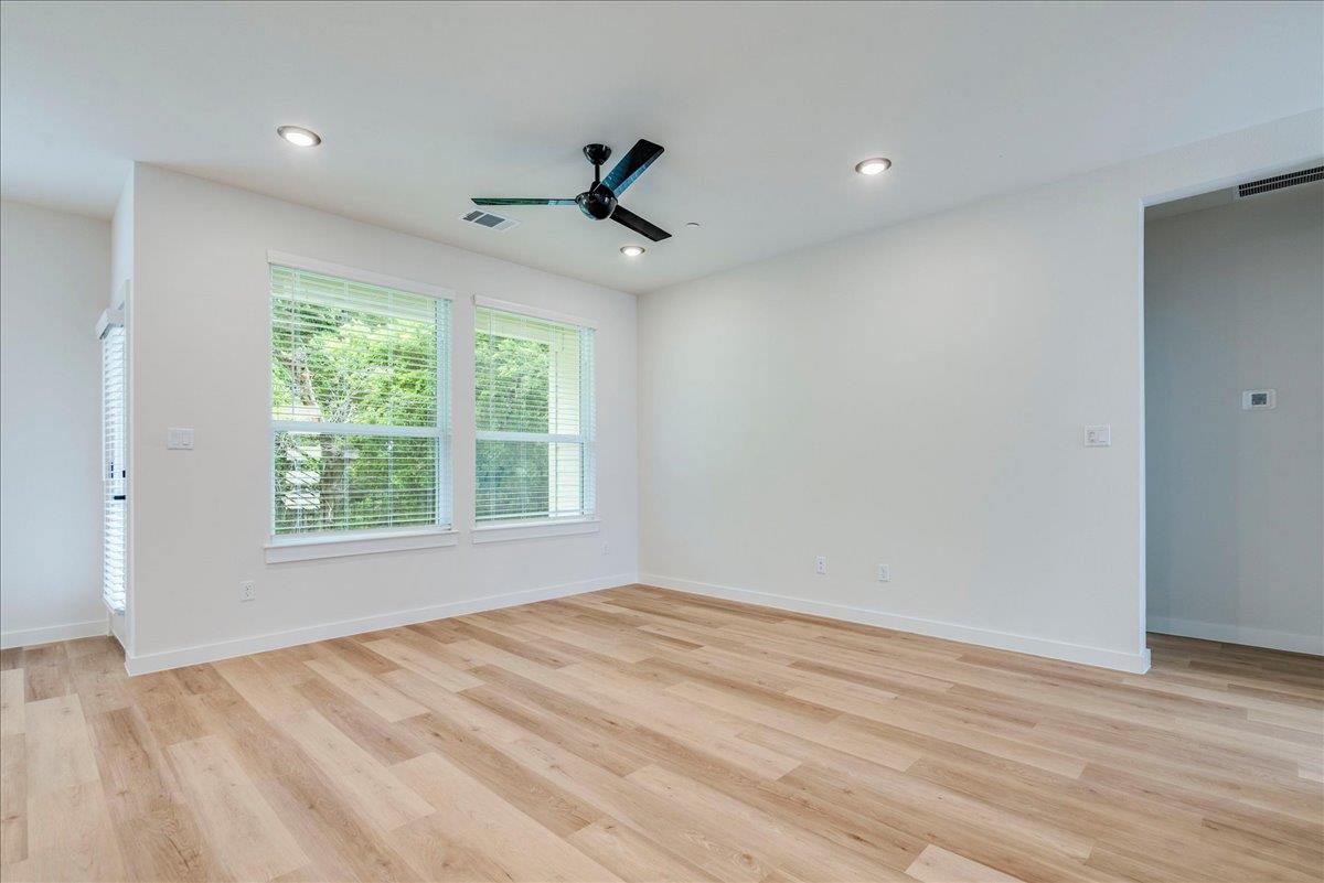 2600 Gattis School Road # 1006