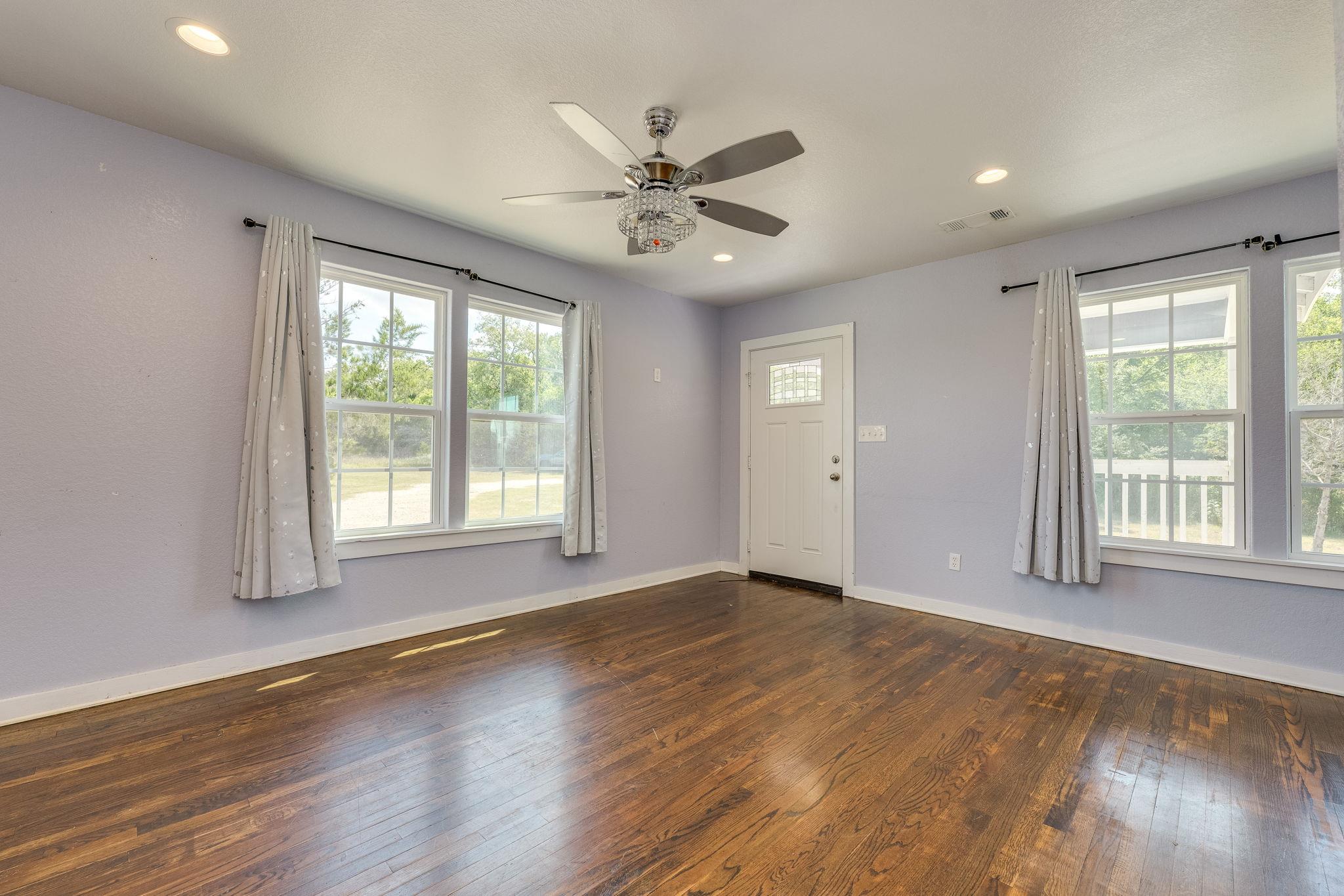 514 Marlin ST, McDade