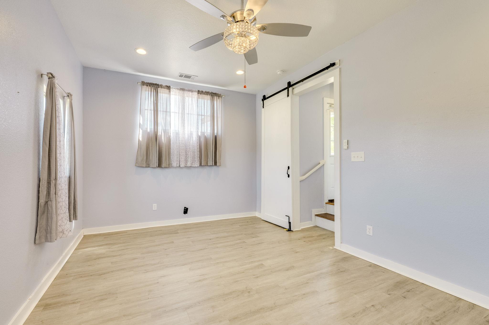 514 Marlin ST, McDade