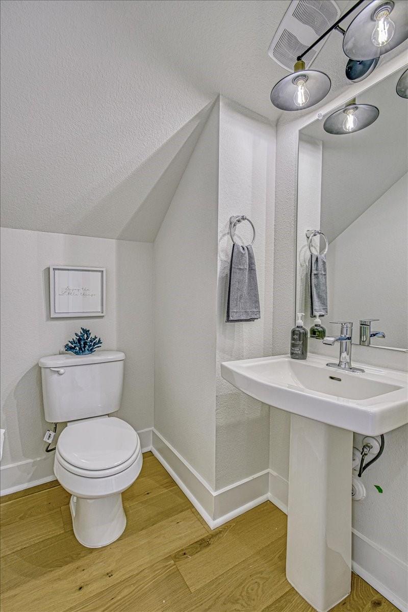 2600 Gattis School RD # 1104 Unit: 1101-1104