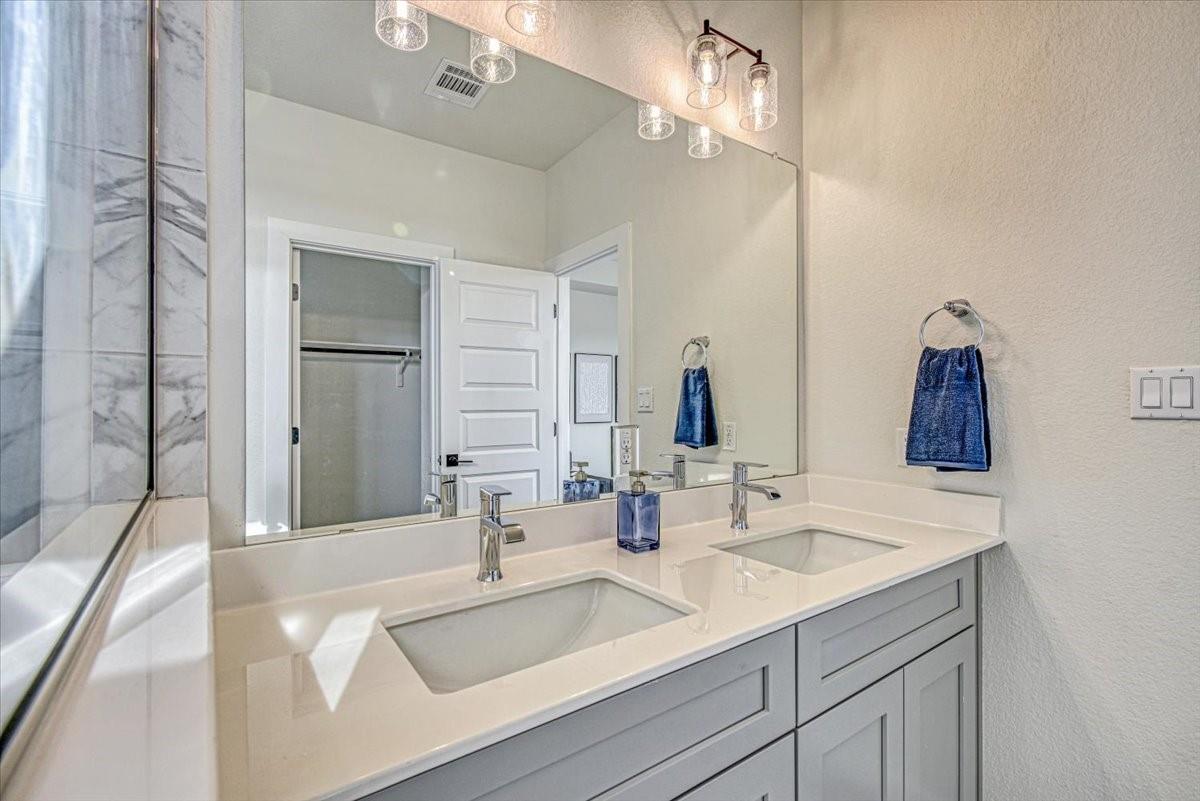 2600 Gattis School RD # 1104 Unit: 1101-1104