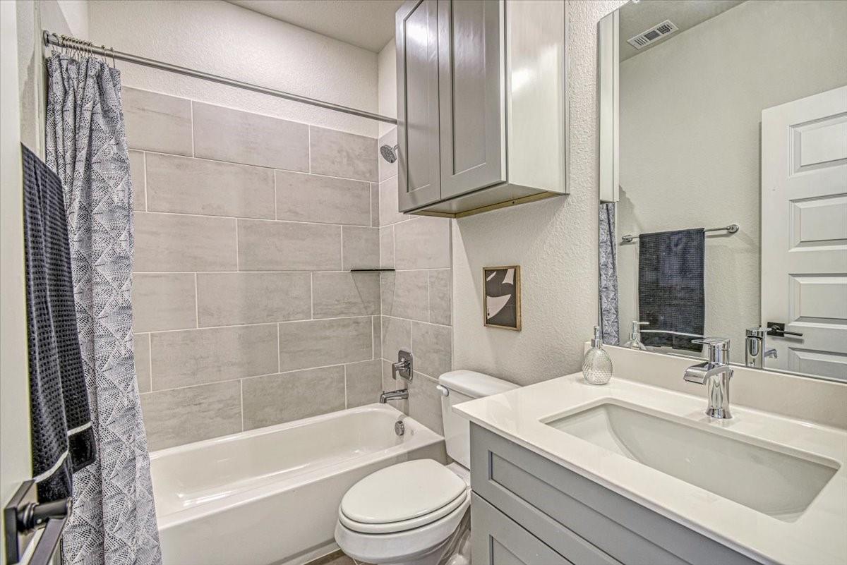 2600 Gattis School RD # 1104 Unit: 1101-1104