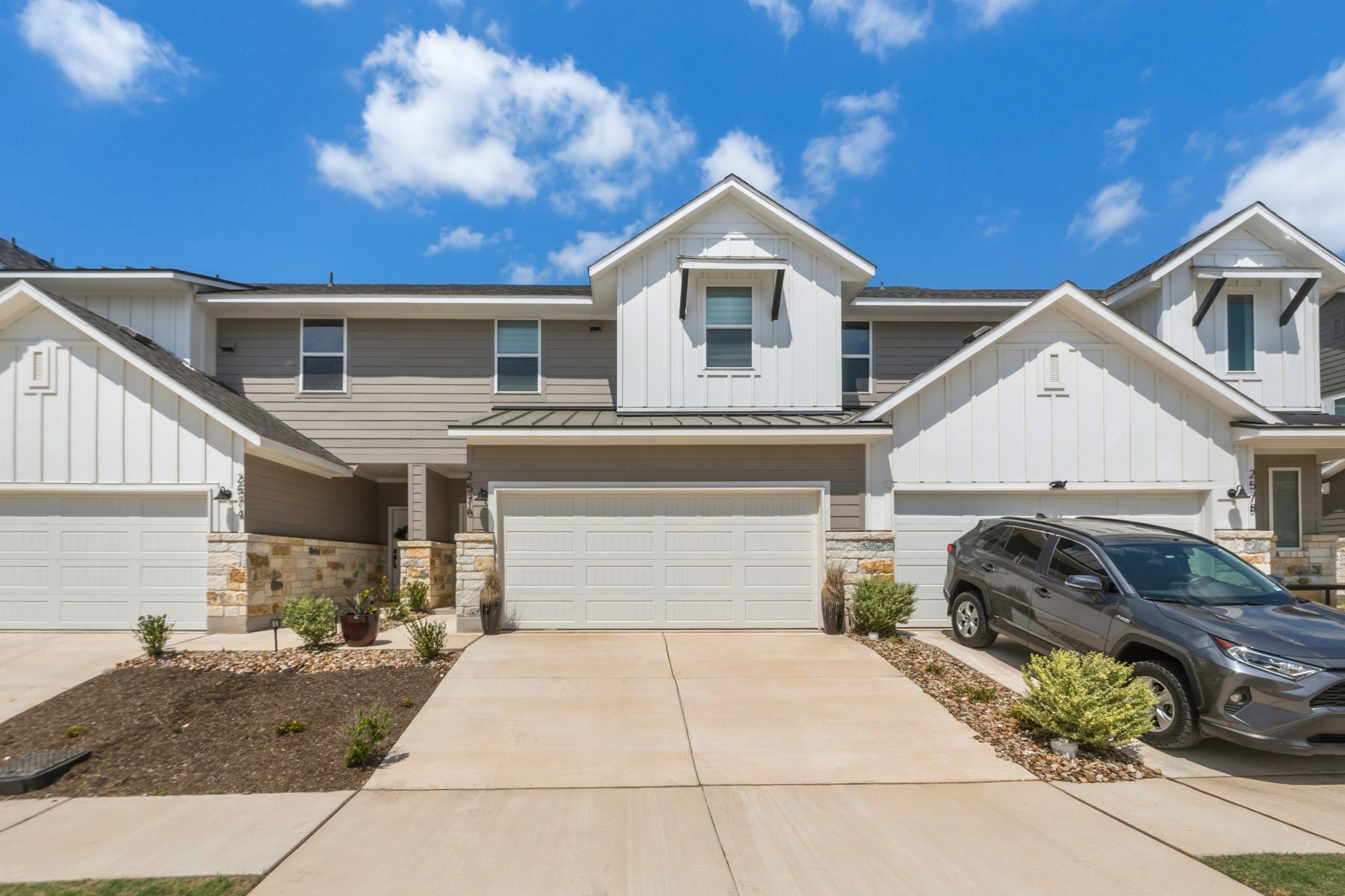 2576 Jack Nora WAY