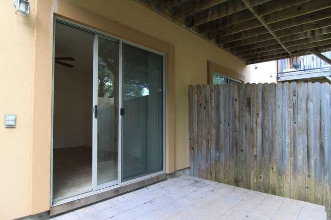 13420 Lyndhurst ST # 805