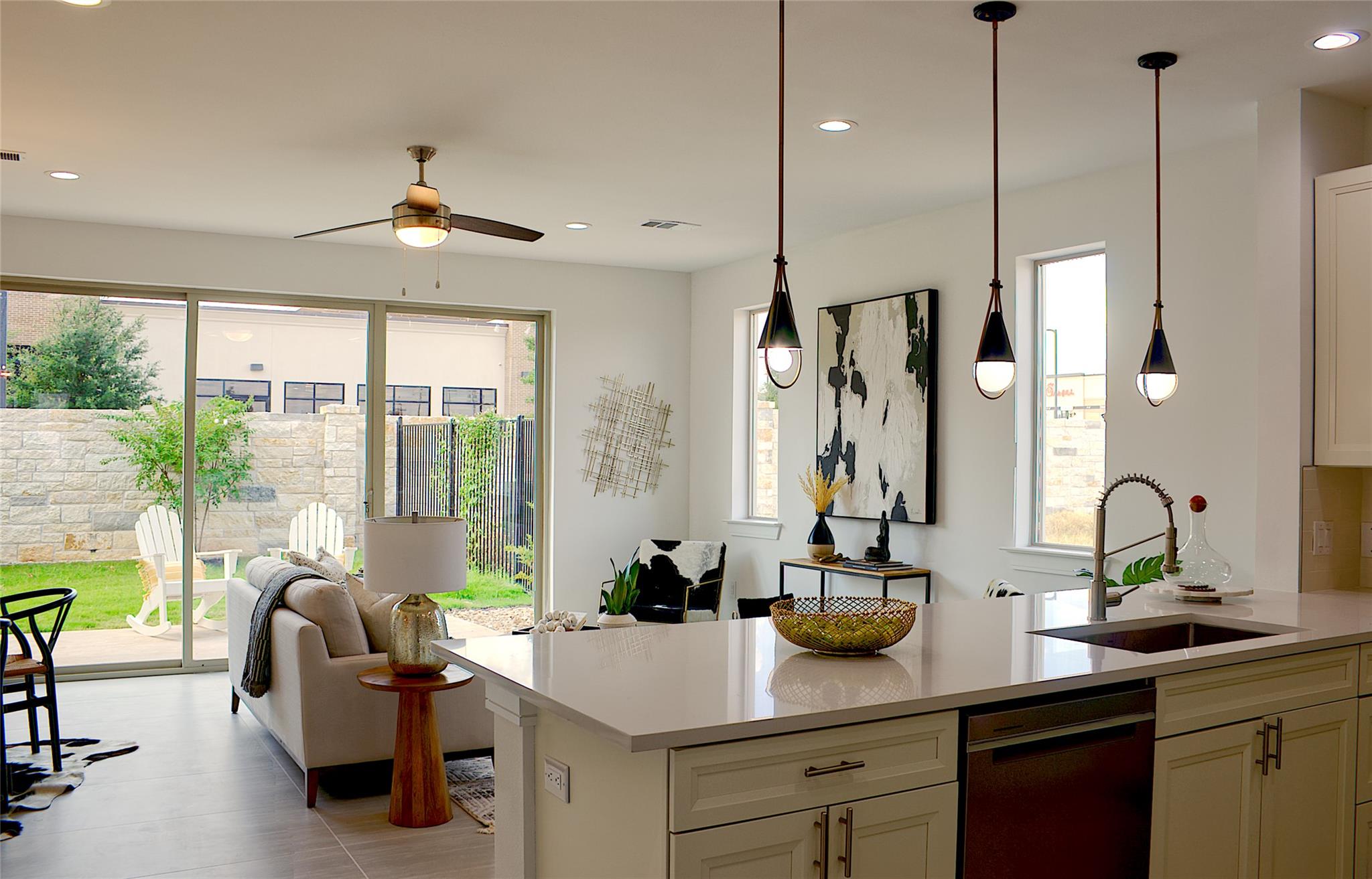 204 Tesla CIR, Austin