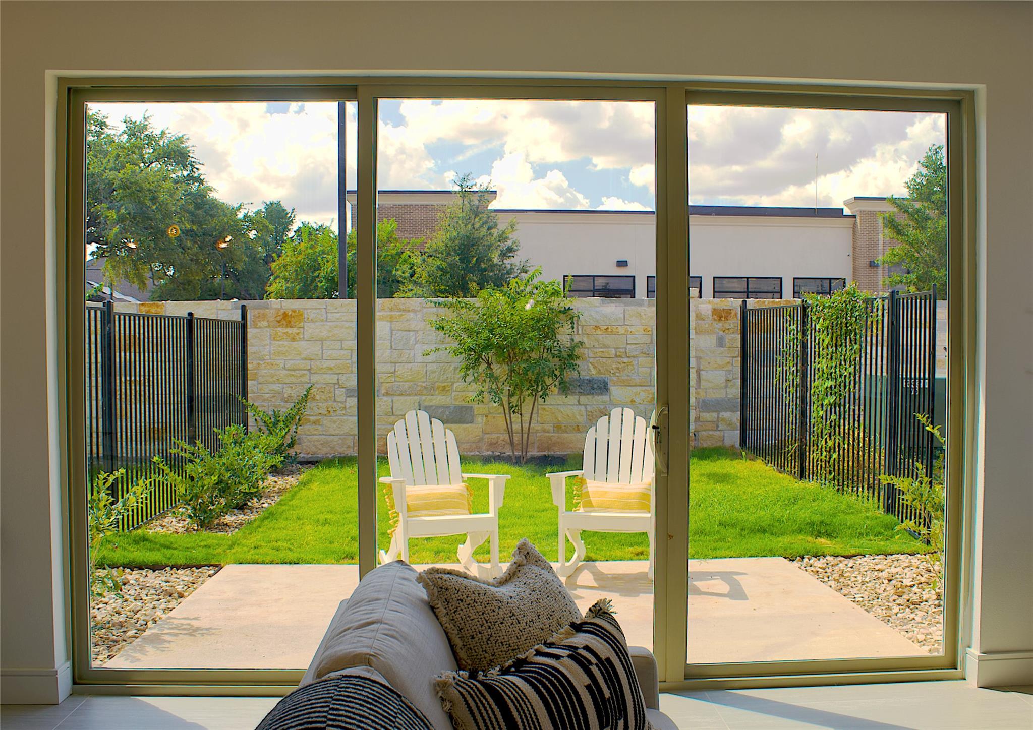 204 Tesla CIR, Austin