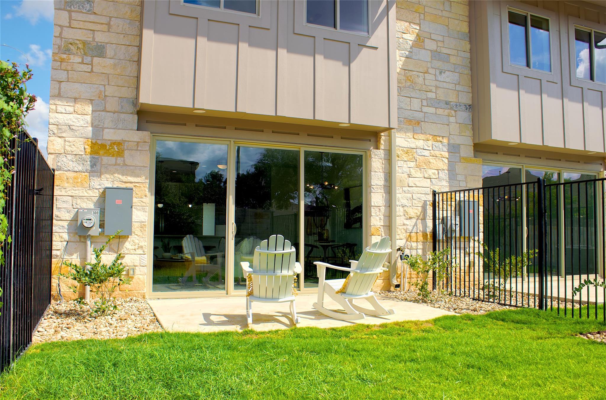 204 Tesla CIR, Austin