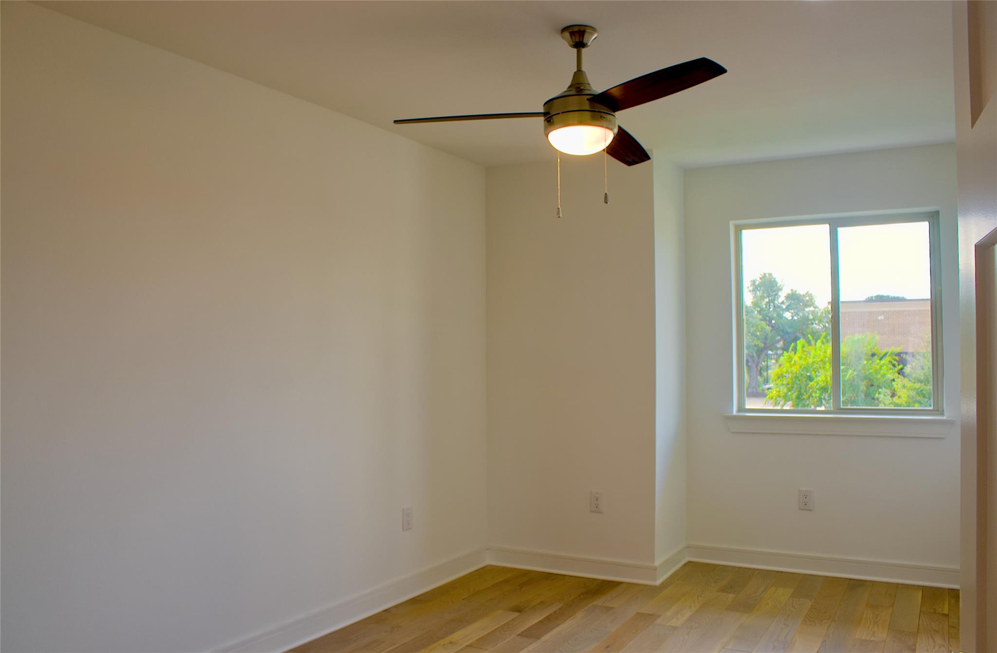 204 Tesla CIR, Austin