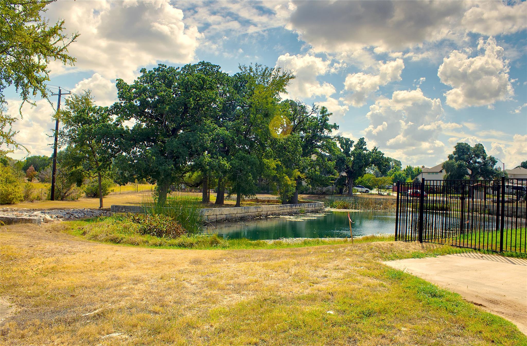 204 Tesla CIR, Austin