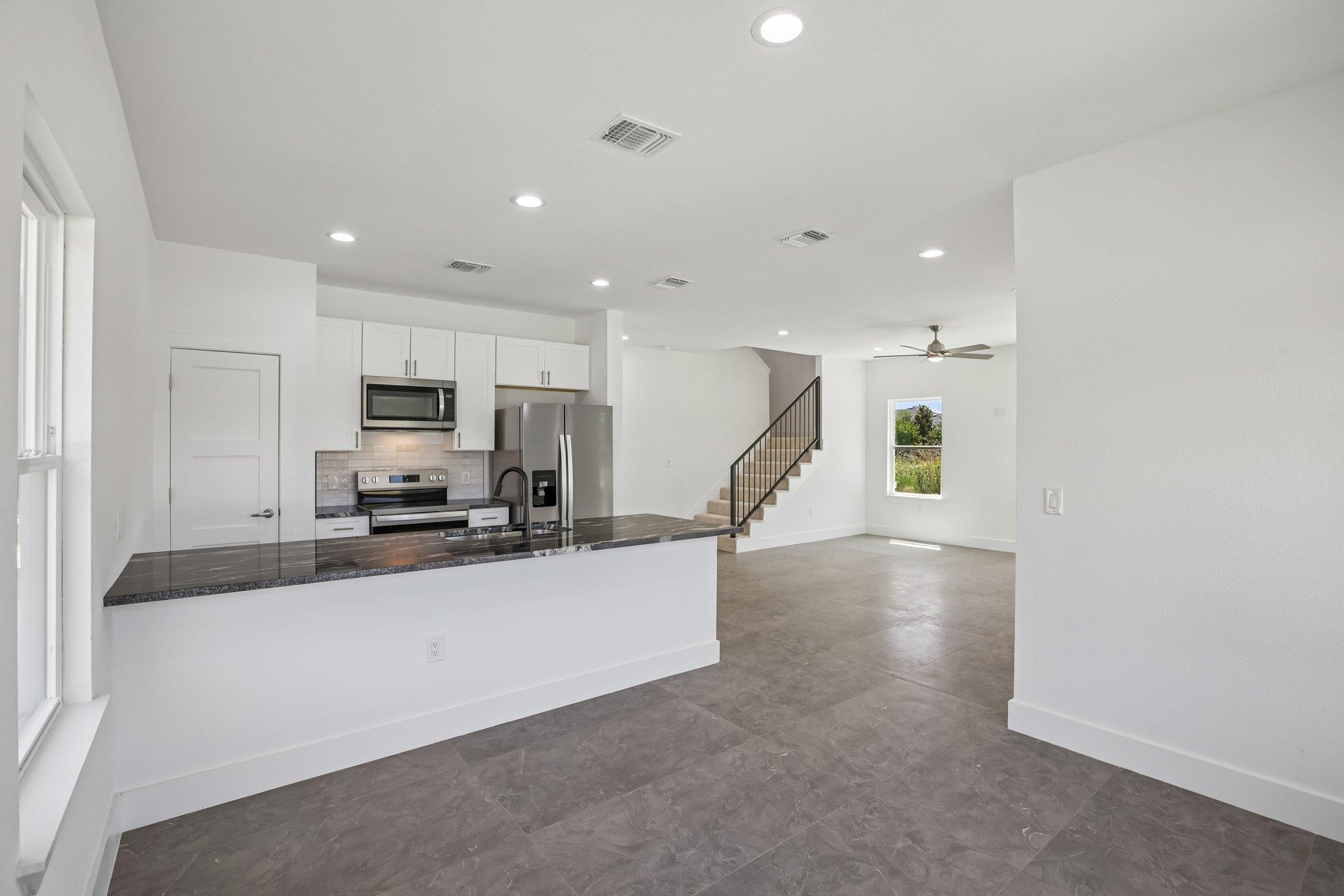 1301 Low Branch LN # 9