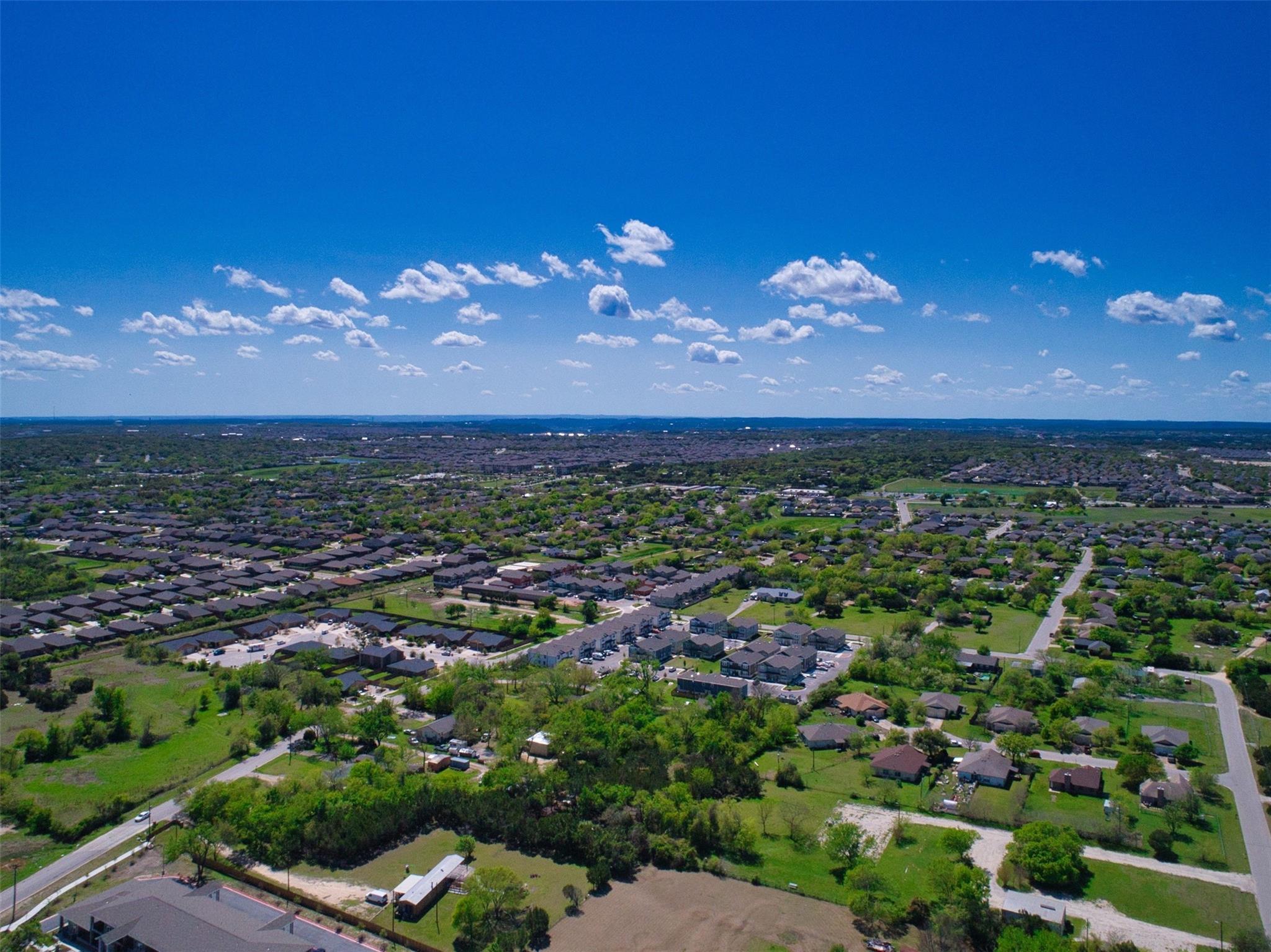 414 Lion DR