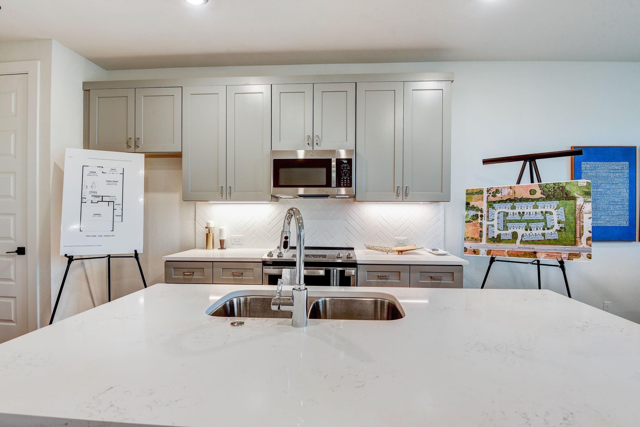 2600 Gattis School RD # 1104