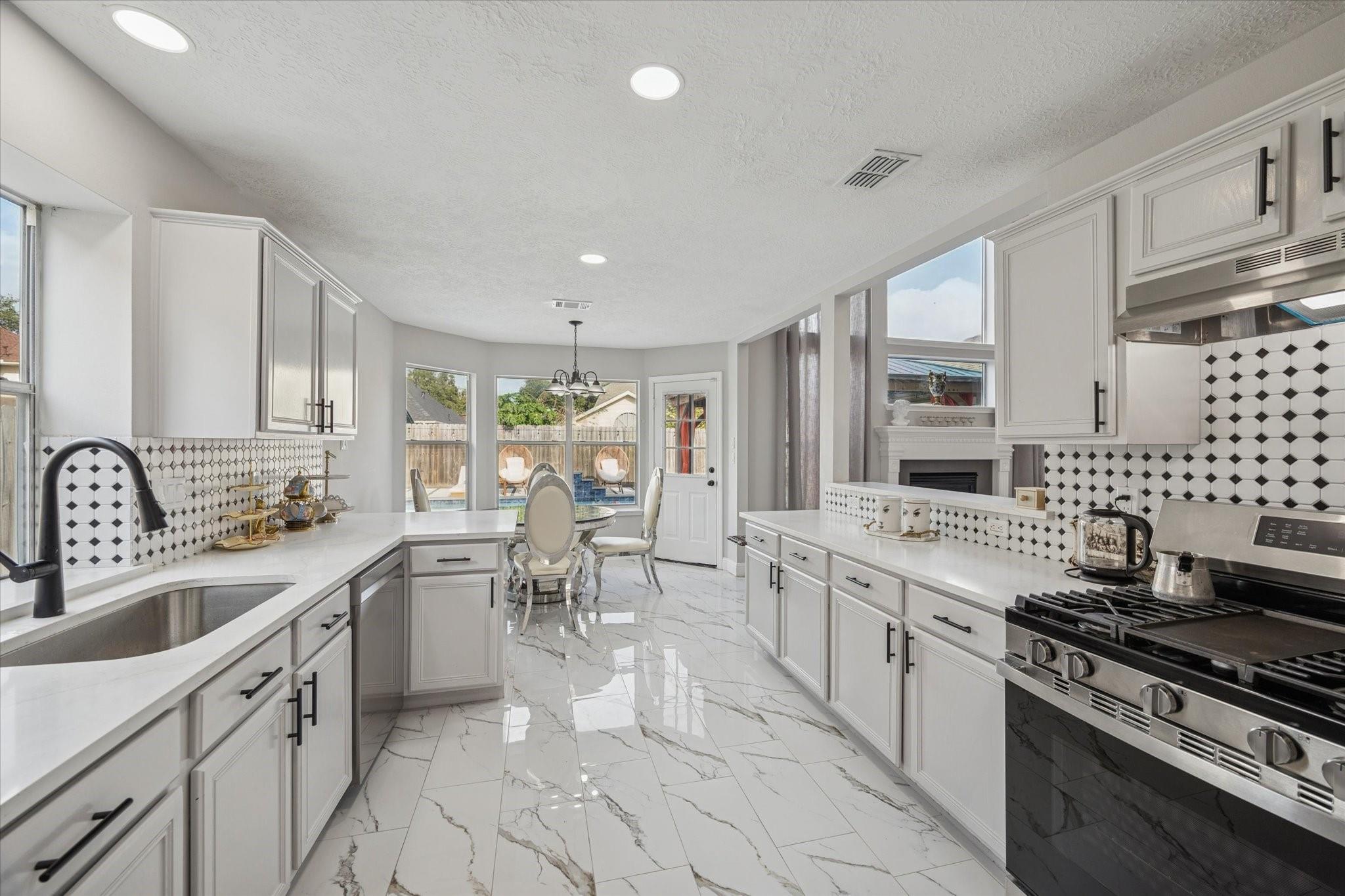 11306 Avon Place