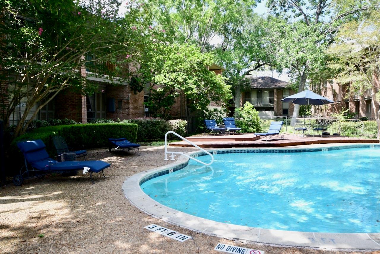6443 Bayou Glen Road