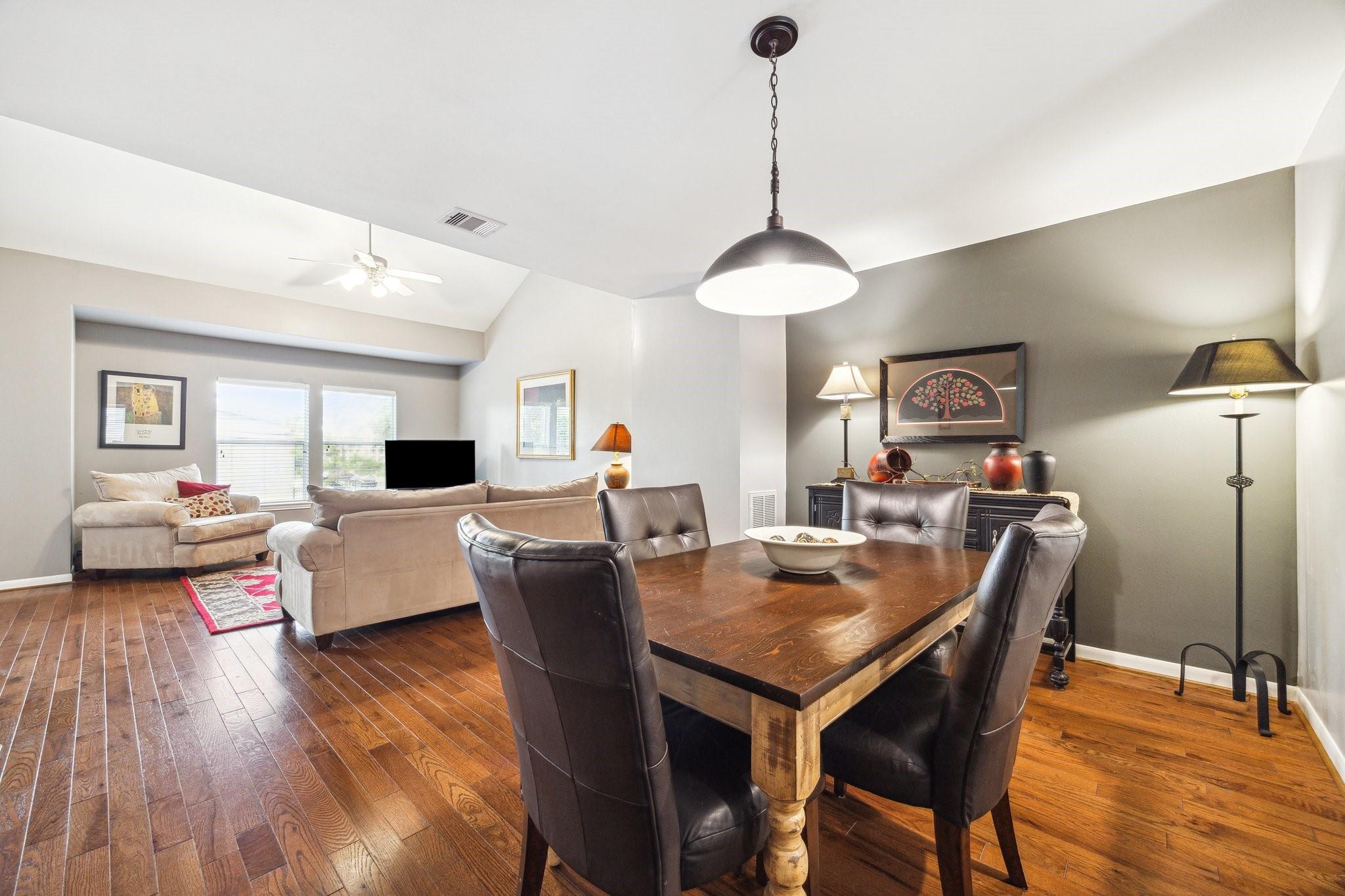 1138 W 25th Street Unit: E