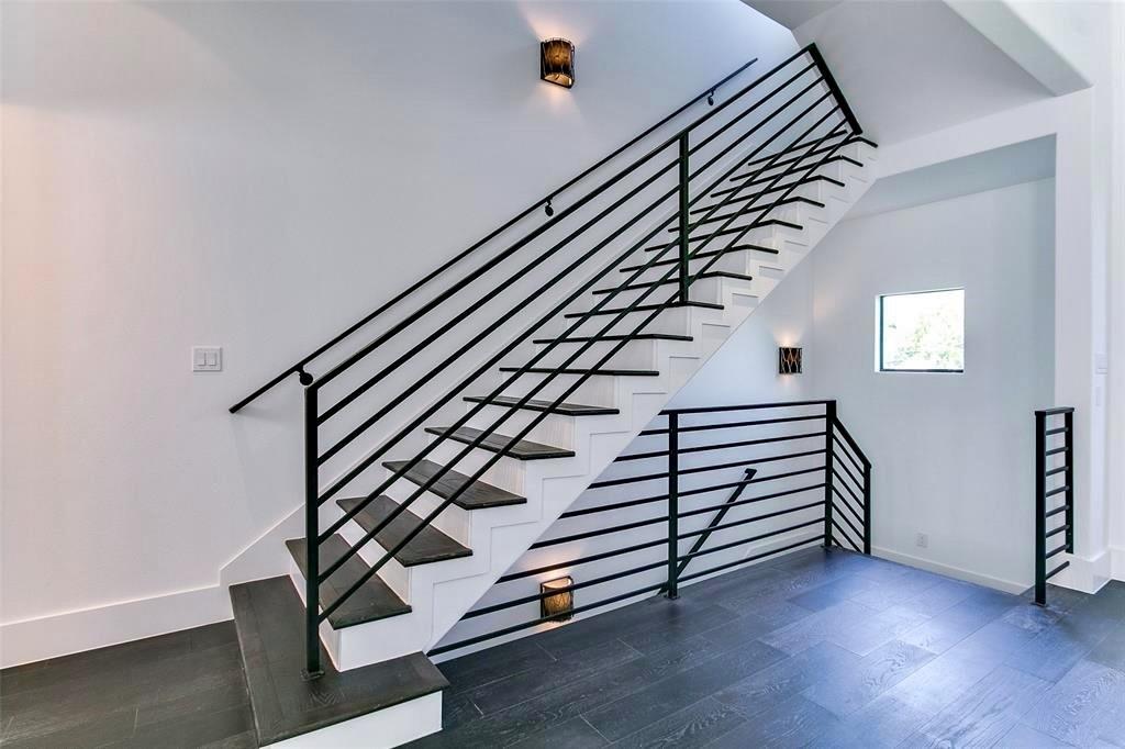 317 E 2nd Street