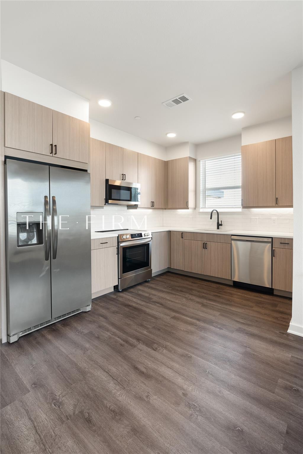 3001 w 11th Summit # 131