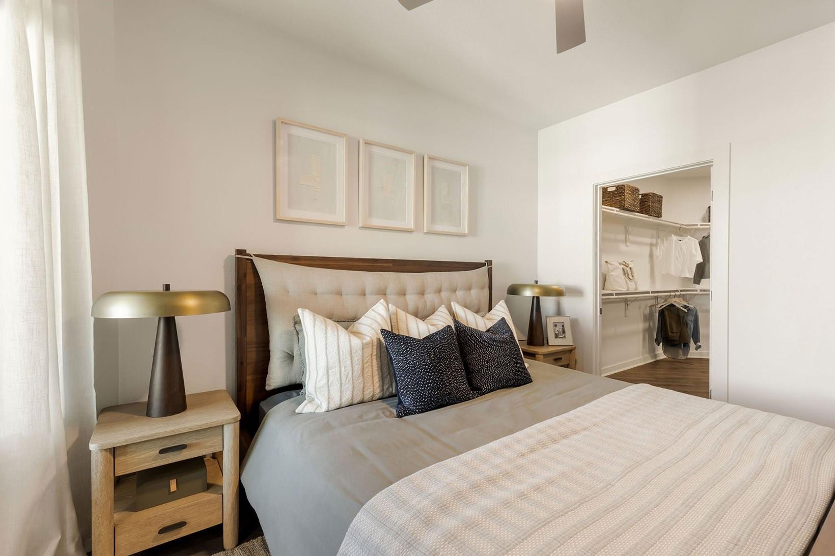 3001 W 11th Street # 575