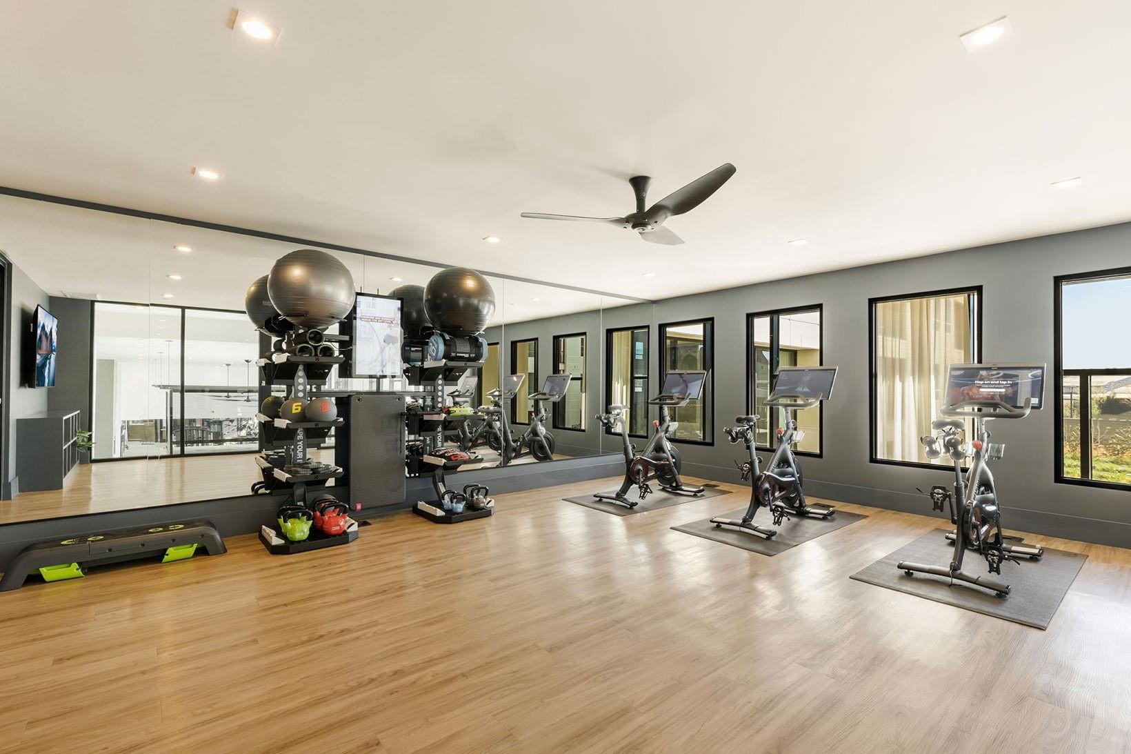 3001 W 11th Street # 575