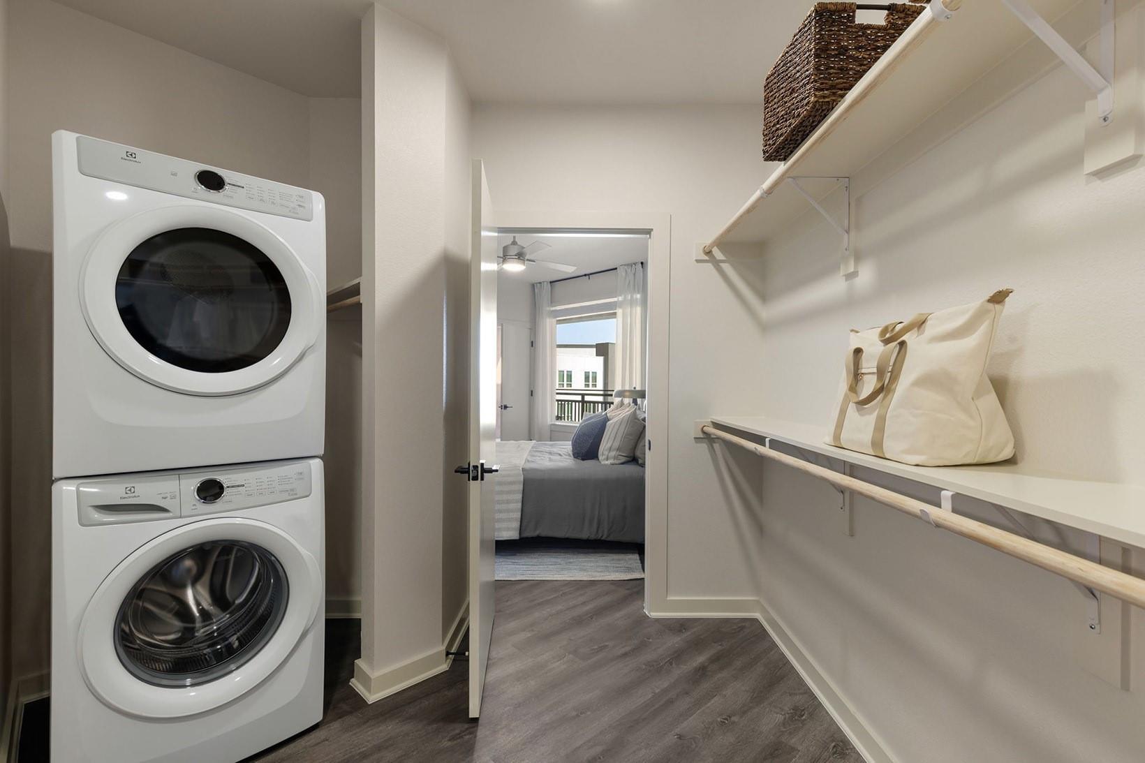 3001 W 11th Street # 575