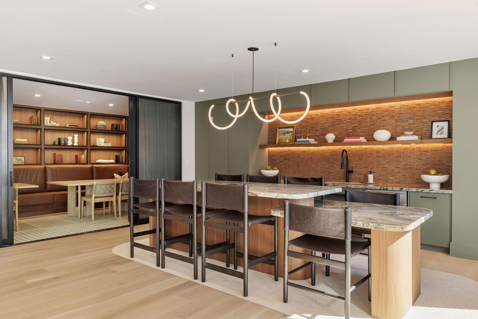 3001 W 11th Street # 575